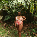 maillot de bain une pièce pain de sucre porté par une femme 