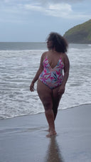 MAHO BEACH - Une pièce déc. plongeant